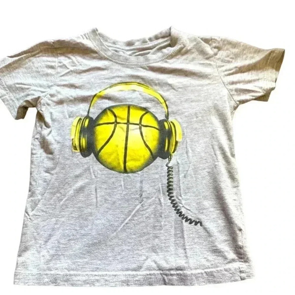 [5 for $25] Nike T-shirt,  size 7, GUC - Picture 1 of 1